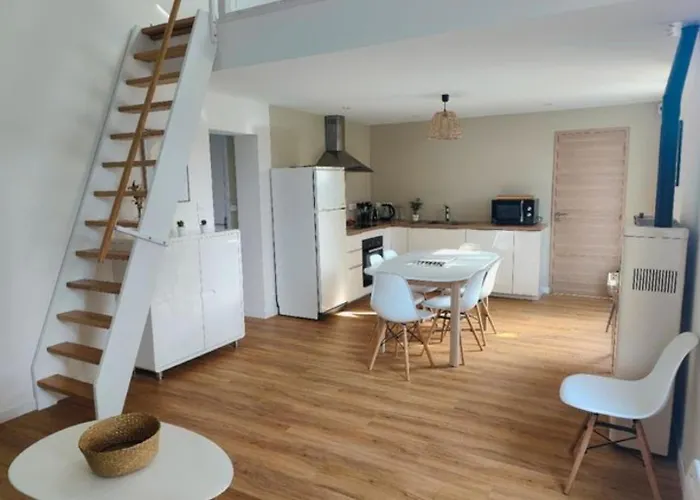 Jolie Maison Brevinoise بيت للعطل *